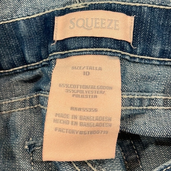 New jean shorts overalls, size 10, never worn - Picture 3 of 4